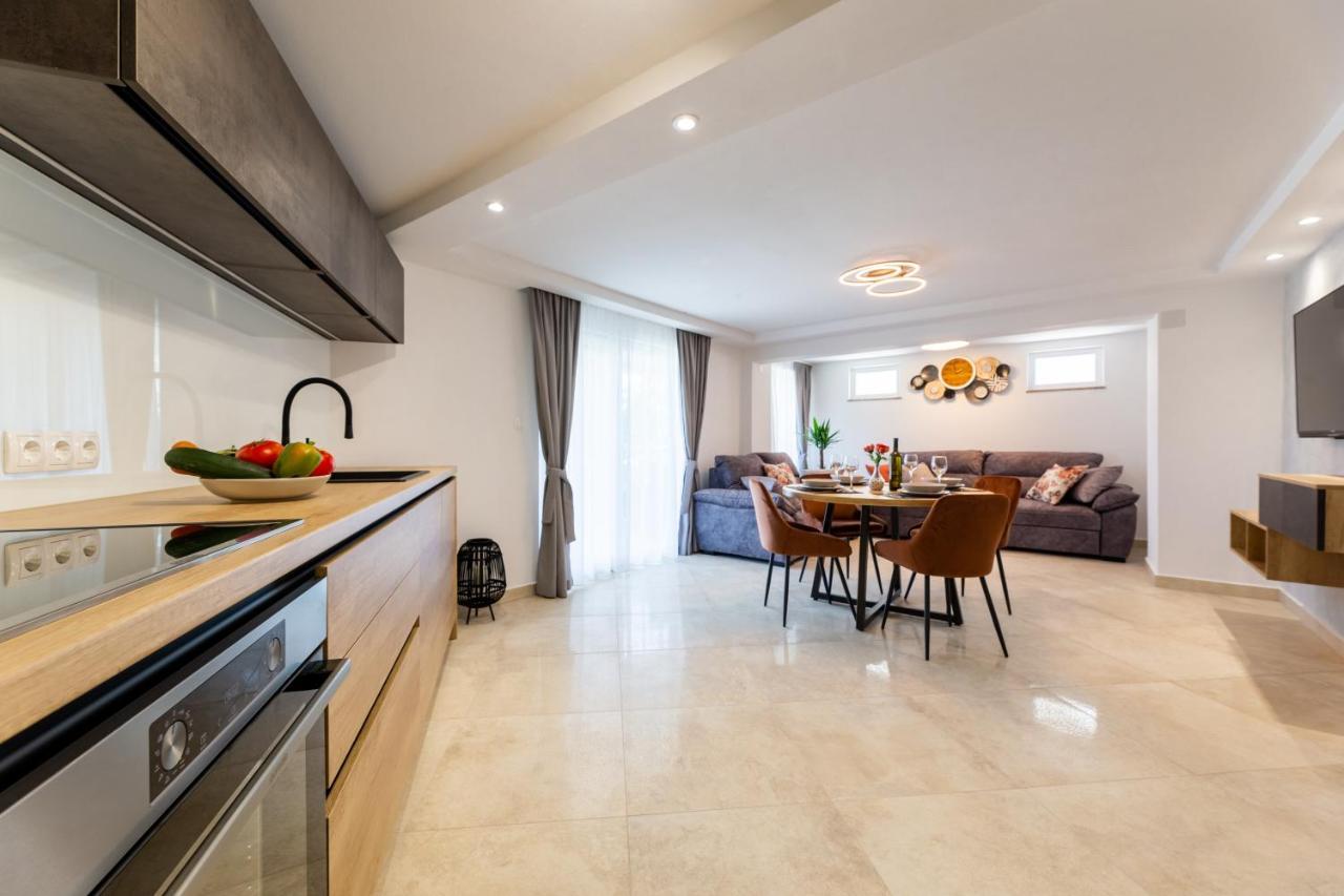 Apartment Miko Sveti Ivan Dobrinjski Bagian luar foto