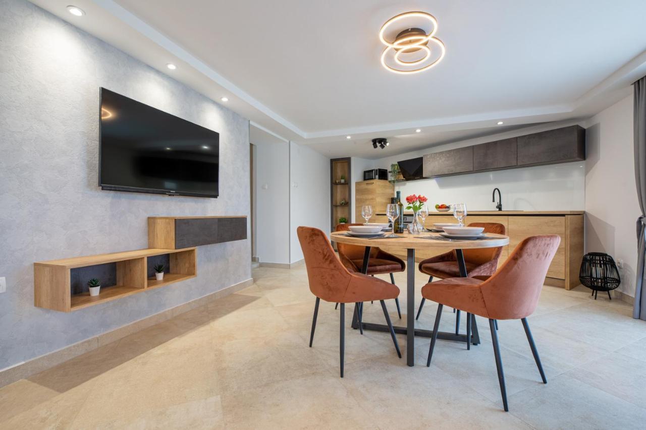 Apartment Miko Sveti Ivan Dobrinjski Bagian luar foto