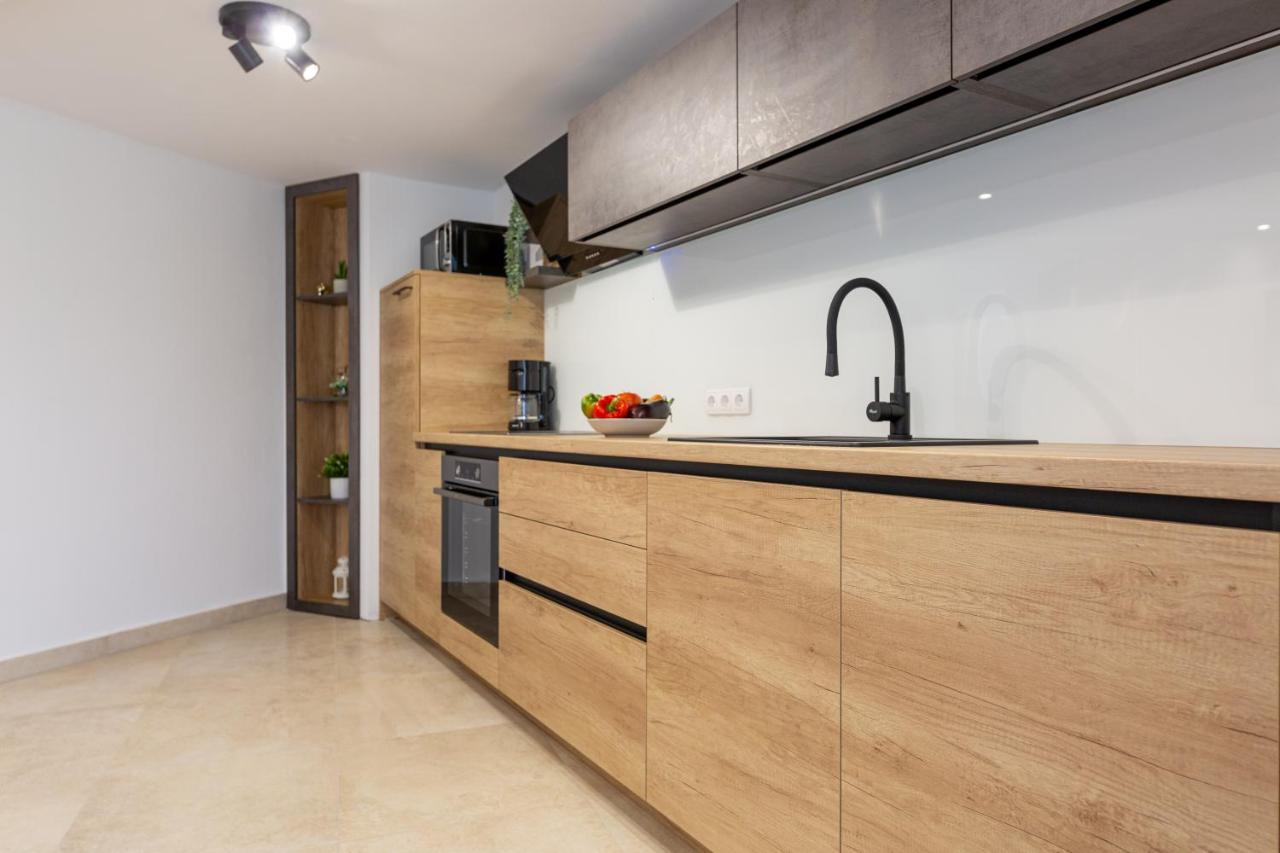 Apartment Miko Sveti Ivan Dobrinjski Bagian luar foto